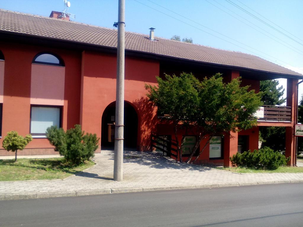 Oaza Daire Vacenovice Dış mekan fotoğraf